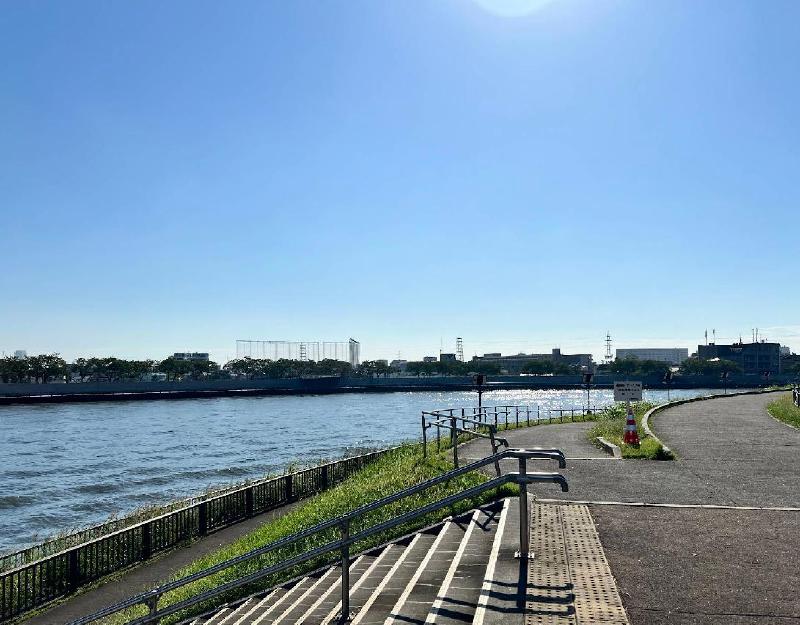 公園　中川右岸・左岸緑道公園（公園）まで350m