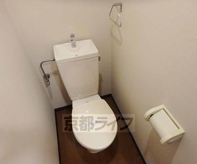 ラトゥール牧真IIアネックスのトイレ写真