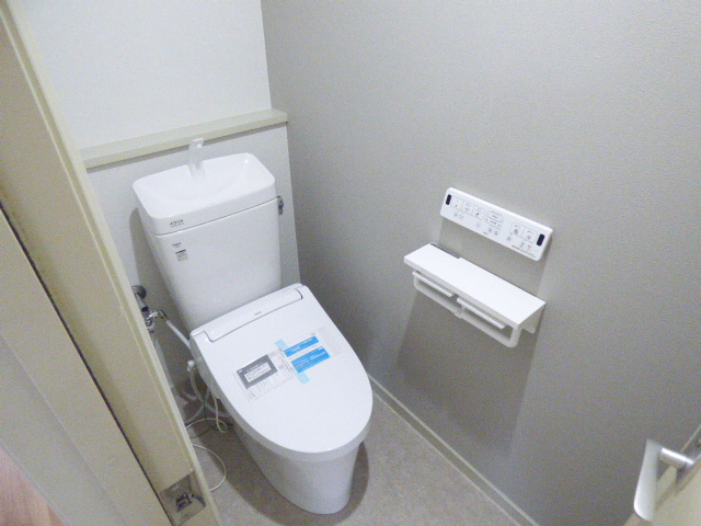 八雲5丁目テラスハウス Aのトイレ写真