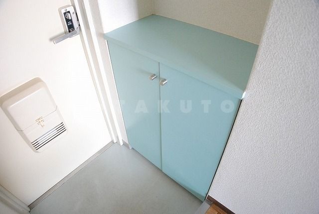 DAISHINビルの玄関写真