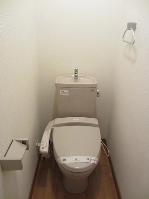 ファイン西荒屋 D棟のトイレ写真