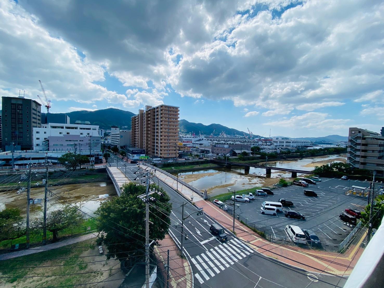 眺望　二河川に向けてひらけたバルコニー♪眺望良好です！（同仕様画像