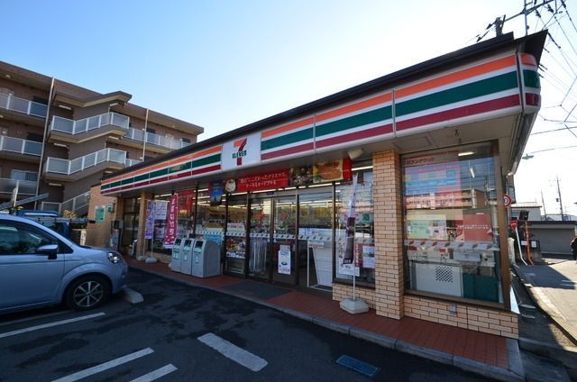 コンビニ　セブンイレブン（コンビニ）まで350m
