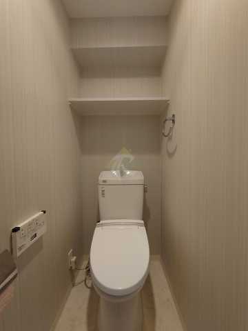 東武東上線 北池袋駅 徒歩11分 15階建 築17年のトイレ写真