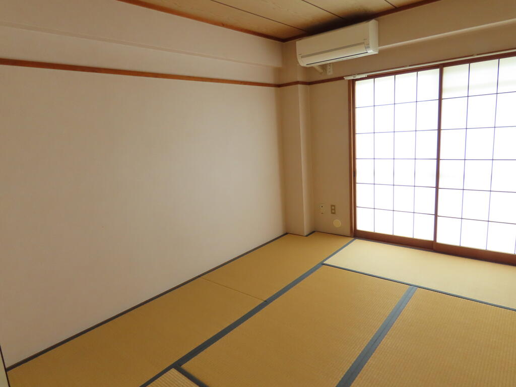 田園清水マンションの内装写真