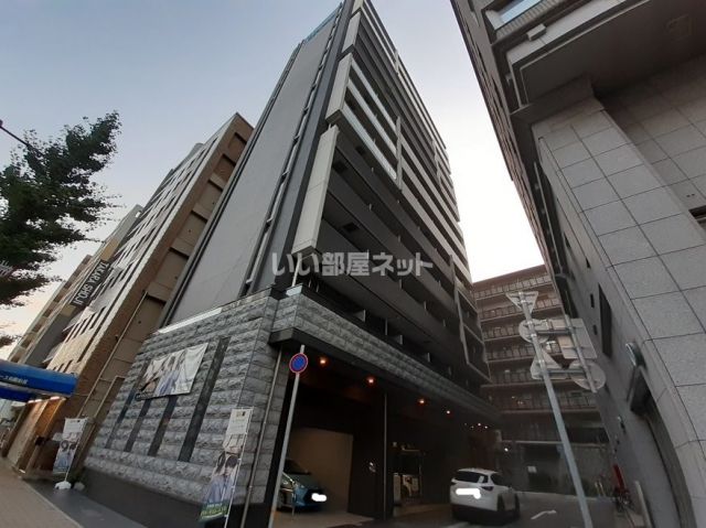 兵庫県神戸市中央区加納町２の賃貸マンションの外観