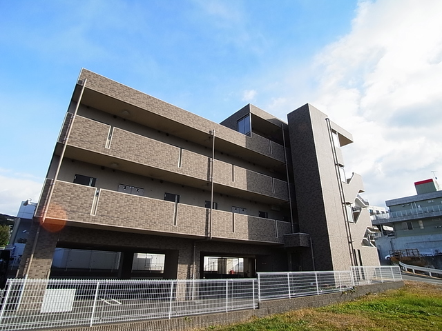 タカラ　ピュアの建物外観