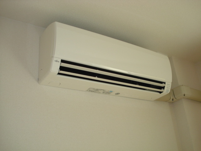 その他設備　リビングのエアコン