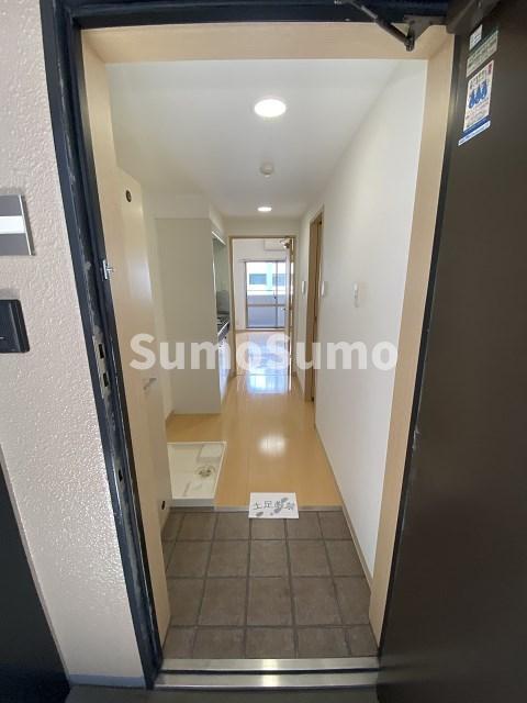 玄関　収納もある玄関です