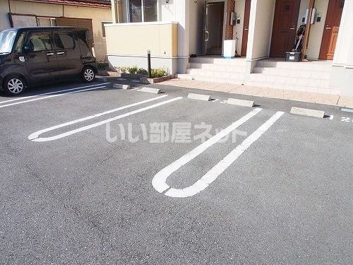 【さくら　弐番館の駐車場】