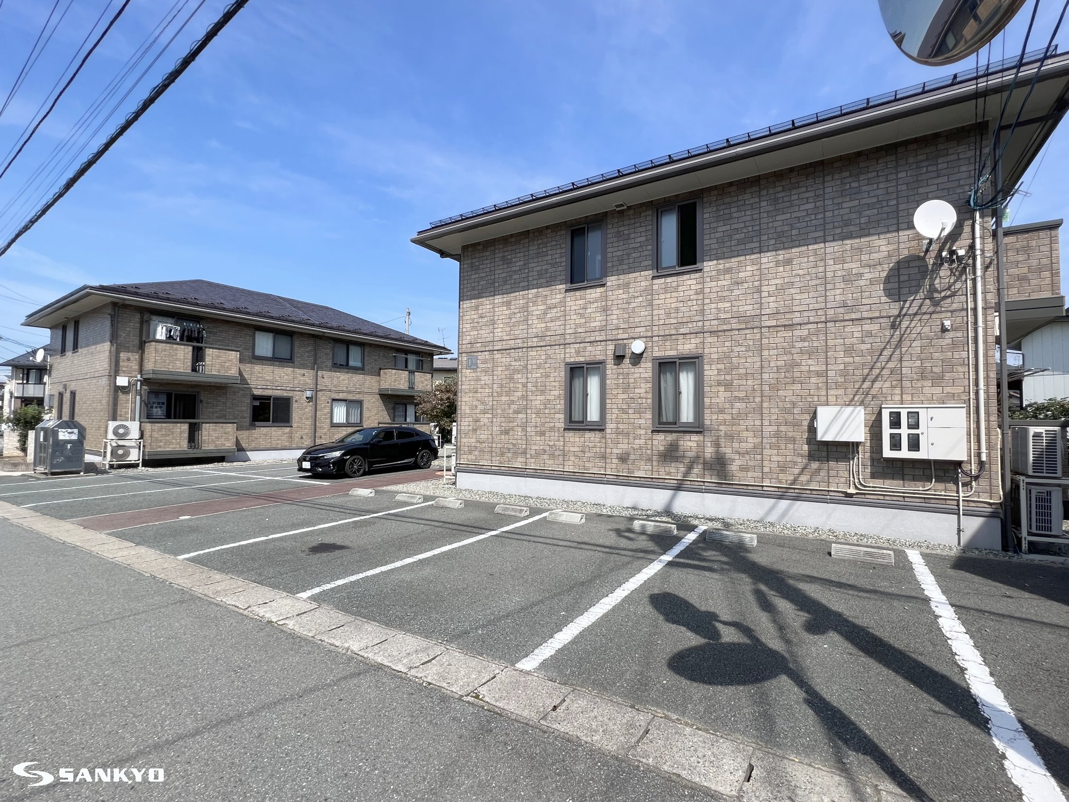 ホームセンター　ダイユーエイト山形花楯店（ホームセンター）まで718m