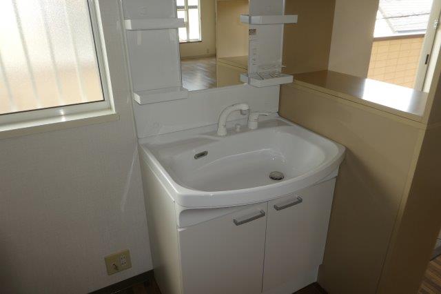 洗面設備　シャンプードレッサー