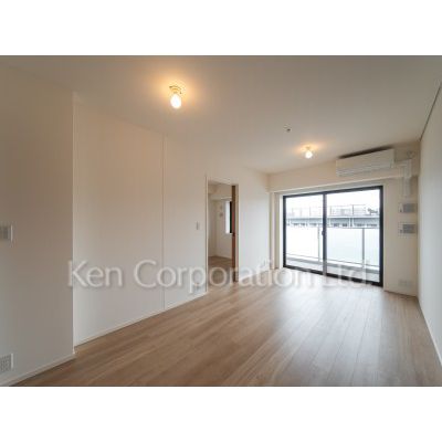 居室・リビング　同タイプ15階のお部屋を撮影。仕様が異なることがあります。