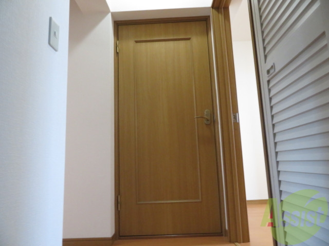 玄関　玄関に大きなシューズボックスがありました。ブーツも入りそう。