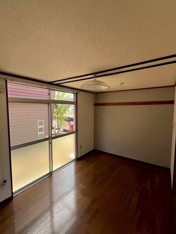 居室・リビング　他室参照