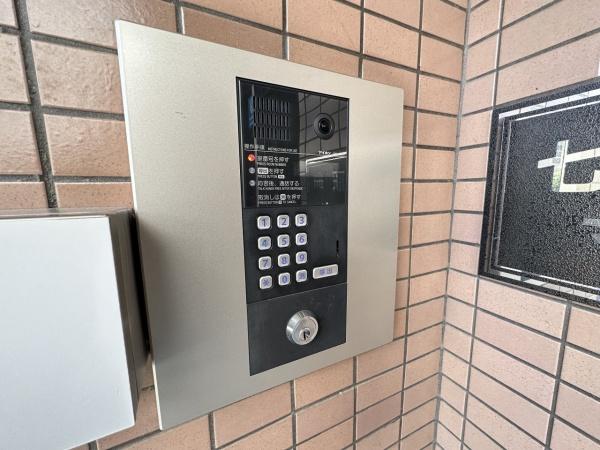 エントランス　オートロックあり！