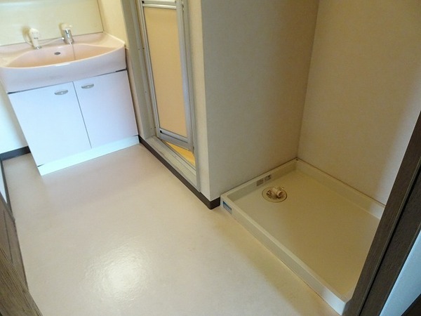 その他設備　室内洗濯機置き場！