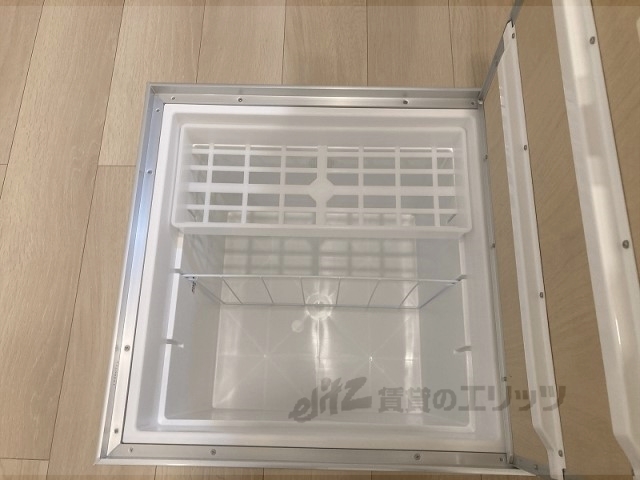 収納　床下収納