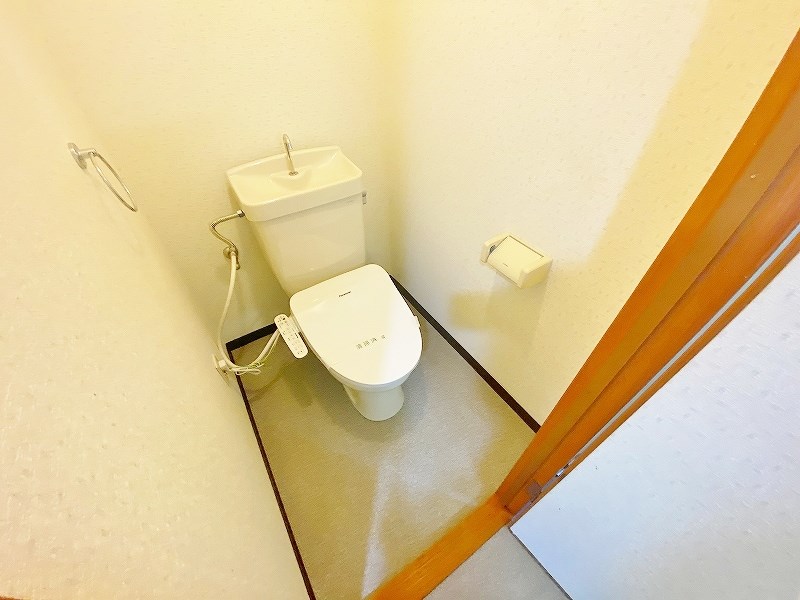 トイレ　★温水洗浄便座トイレ★