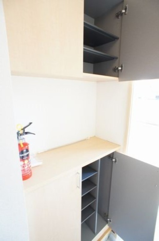 玄関　図面と現状に相違がある場合には現状を優先