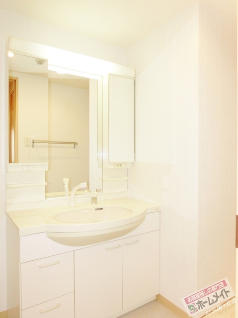 洗面設備　洗髪洗面化粧台