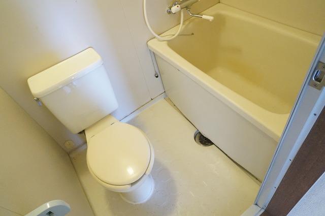 バス・シャワールーム　浴室