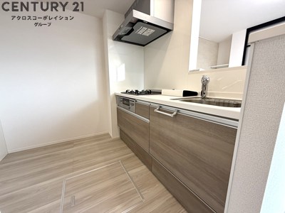 キッチン　収納スペース豊富なキッチンです。