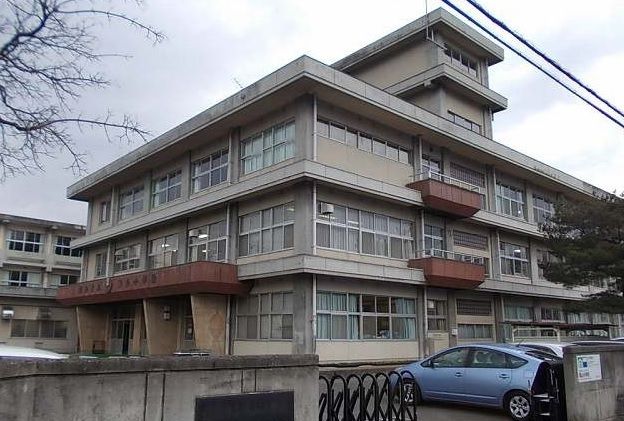 小学校　福島市立瀬上小学校（小学校）まで850m