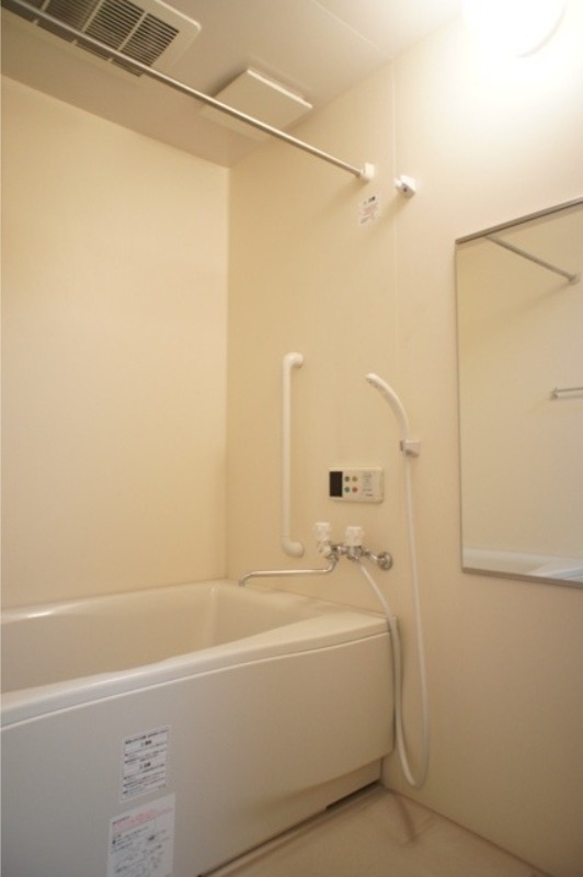 バス・シャワールーム　図面と現状に相違がある場合には現状を優先