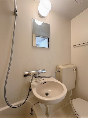 洗面設備　３点ユニットバス　洗面台　※クリーニング前