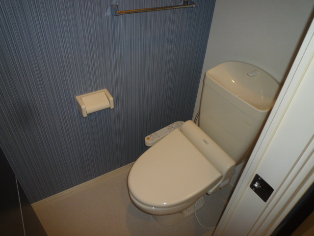 トイレ　シャワー付きトイレ