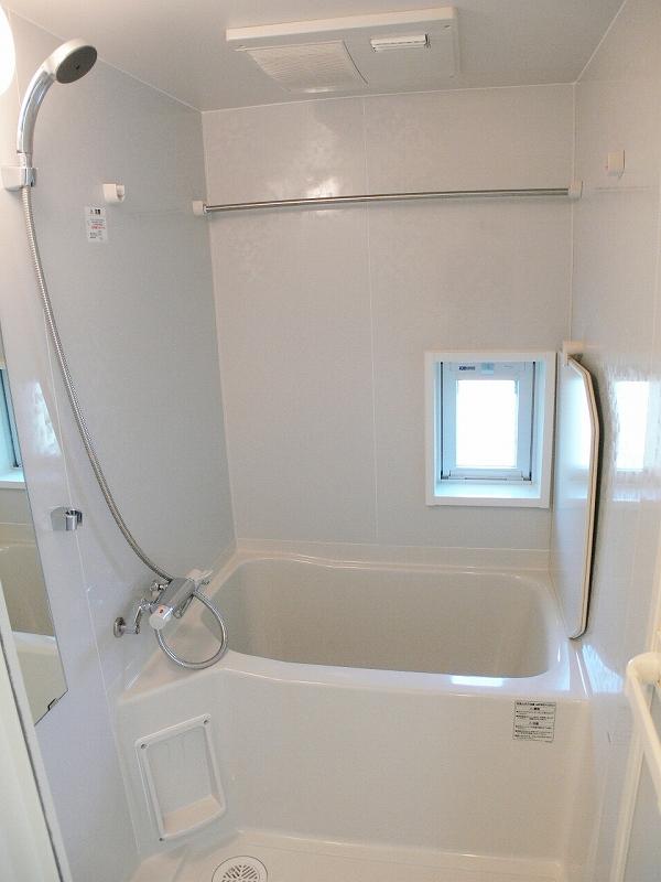 バス・シャワールーム　お風呂です