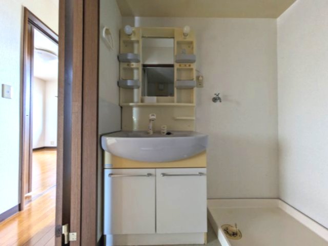 洗面設備　2025年9月撮影※現況を優先します。