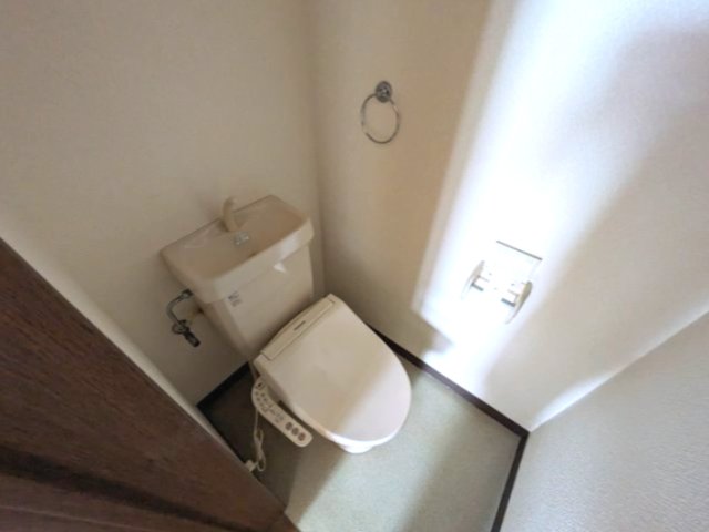 トイレ　2025年9月撮影※現況を優先します。