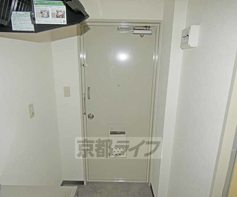 玄関　玄関です。