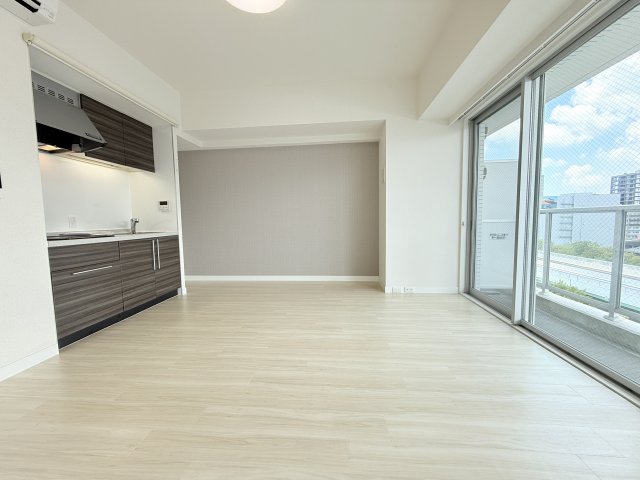 ミュプレ矢場町の居間写真