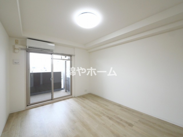 居室・リビング　使いやすい居間です