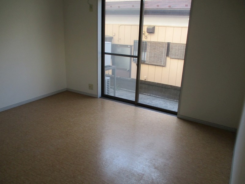 居室・リビング　別室参照