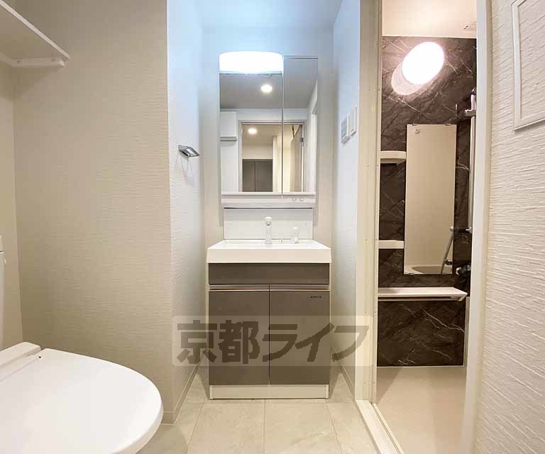 洗面設備　独立洗面台