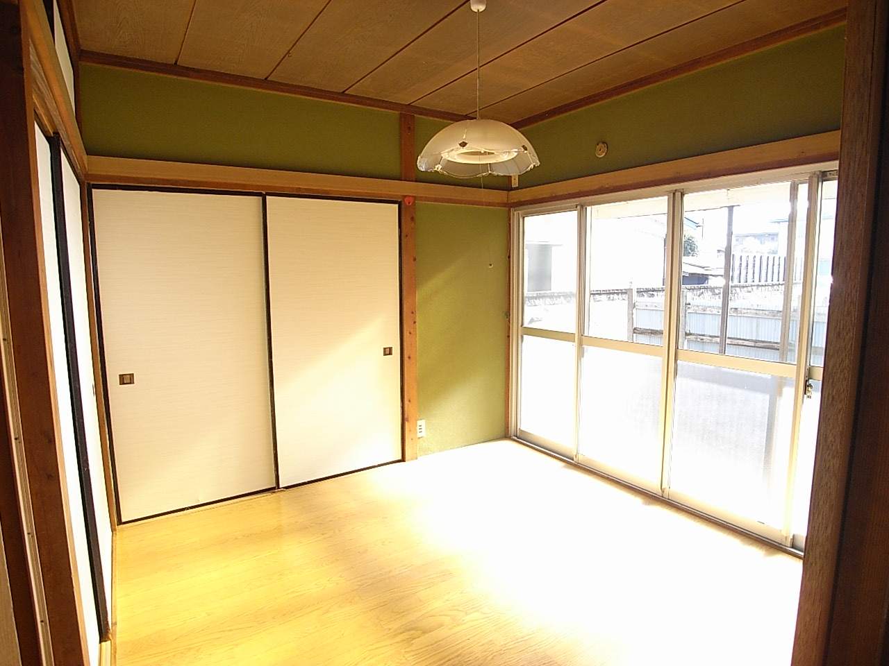 居室・リビング　1階4.5帖洋室