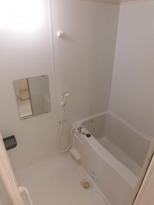 バス・シャワールーム　お風呂です