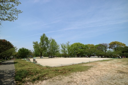 公園　鷲塚公園（公園）まで925m