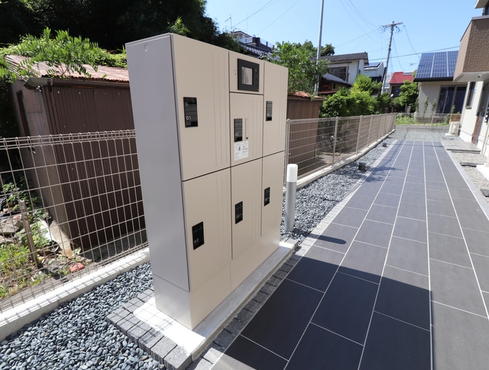 エントランス　宅配ボックス　※現況優先