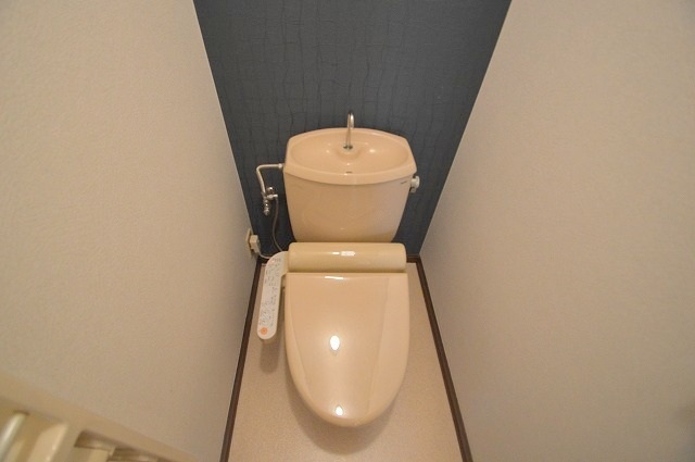 トイレ　清潔感溢れるトイレ