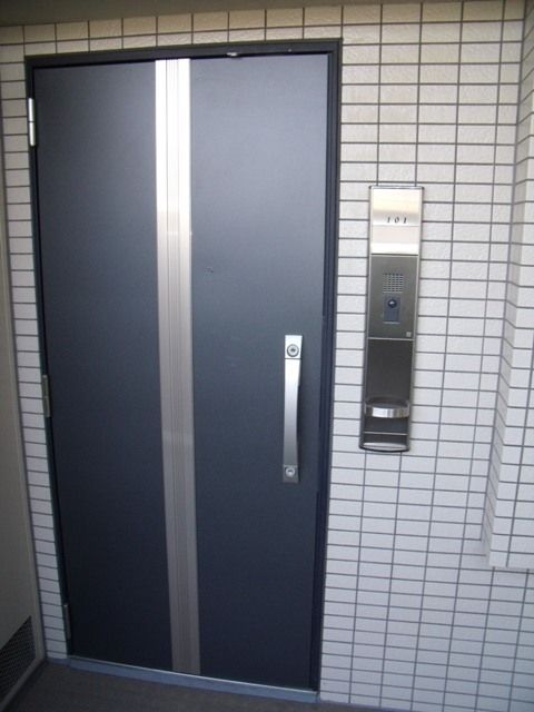 玄関　反転あり