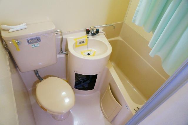 バス・シャワールーム　浴室