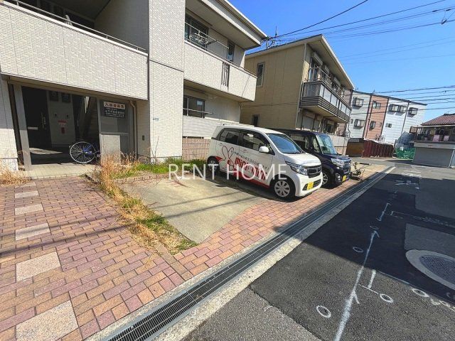 駐車場　空きはご確認ください