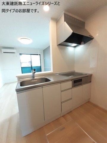 キッチン　コンパクトなキッチンで掃除もラクラク