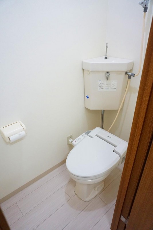 トイレ　トイレ