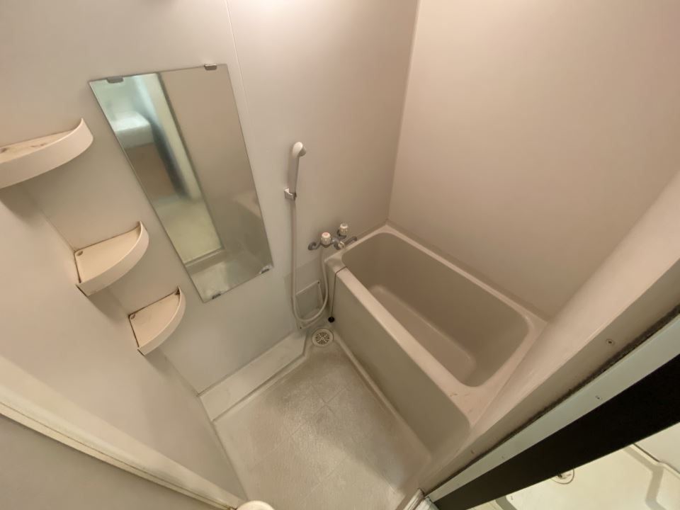 バス・シャワールーム　バスルーム